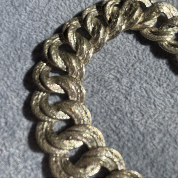 Silpada “Chicest” link sterling Silver Bracelet .925 retired - Picture 2 of 3